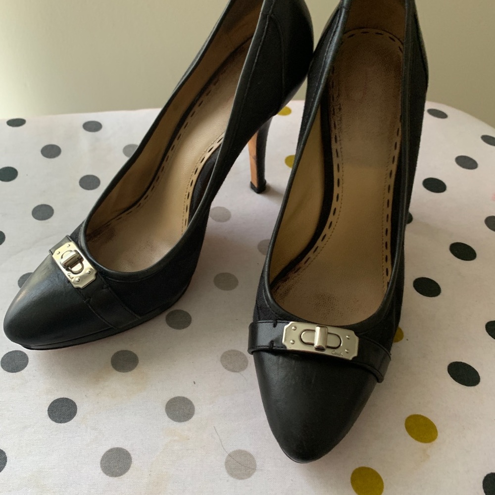 Coach Heels - Picture 8 of 8
